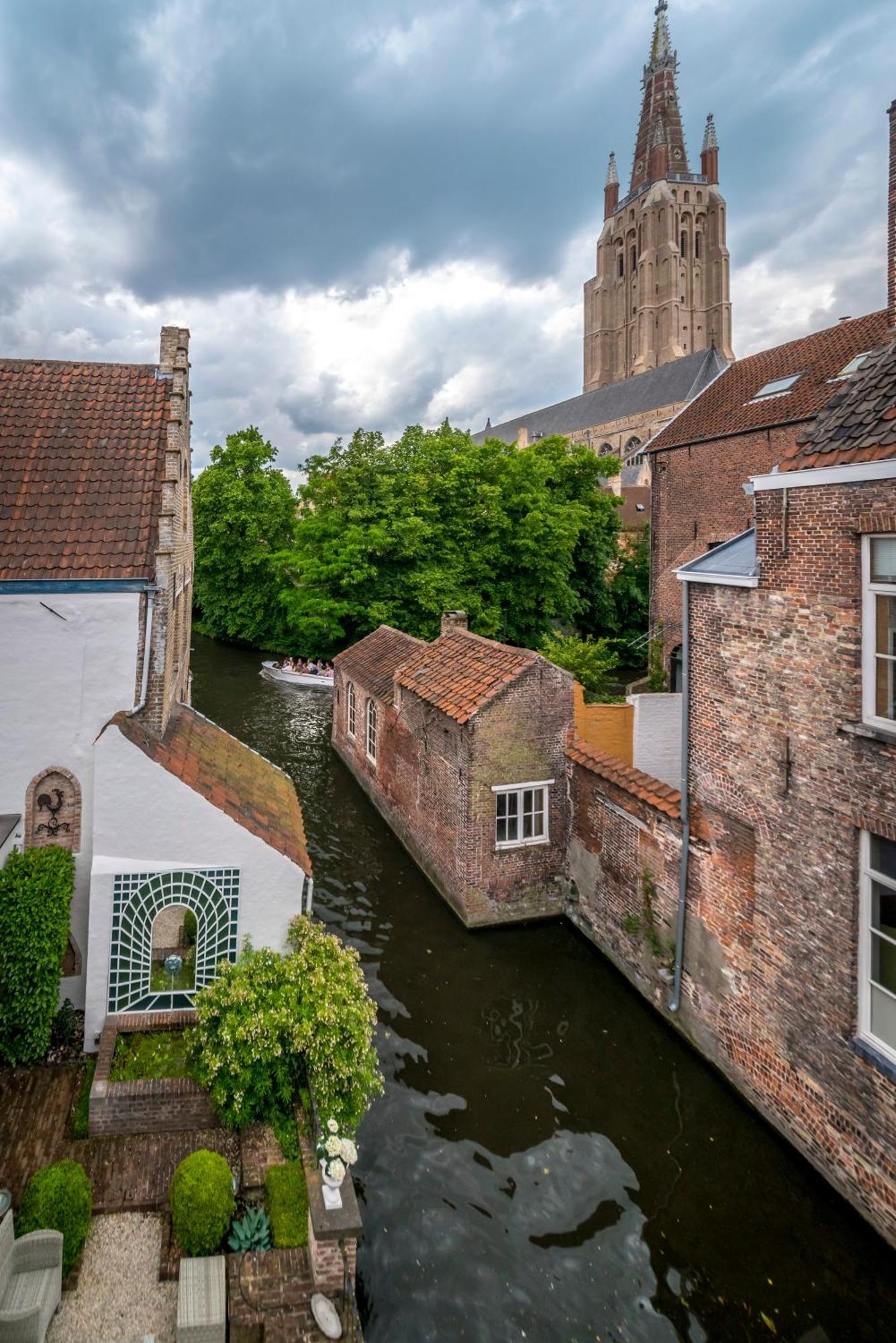 Canalside House - Luxury Guesthouse Brügge Exterior foto